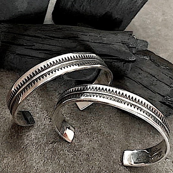 Sterling Silver Sawtooth Design Bracelet Cuff Bracelet Unisex - Picture 2 of 12